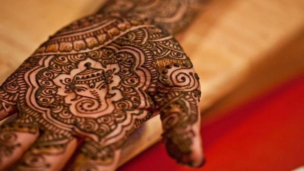 Ganesh Chaturthi Mehndi Design Photos | Mehndi Design for Ganesh Chaturthi 2025